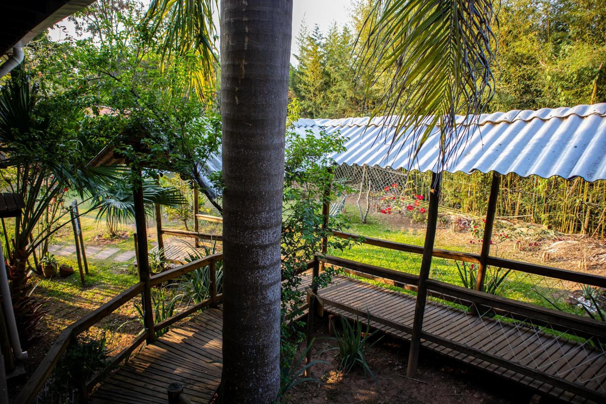 Hospedagem Beija-Flor - Espaco Flor Das Aguas Cunha Exteriör bild